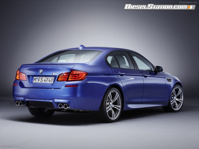 BMW M5 Saloon 2012 Picture #65 BMW M5 Saloon 2012 Picture #65