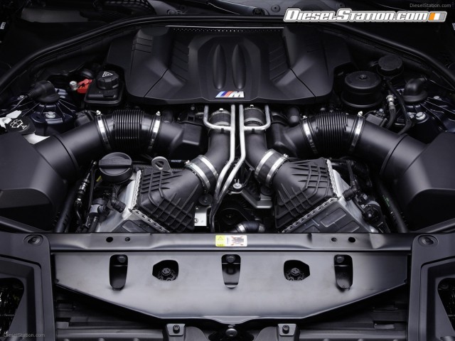 BMW M5 Saloon 2012 Picture #63 BMW M5 Saloon 2012 Picture #63