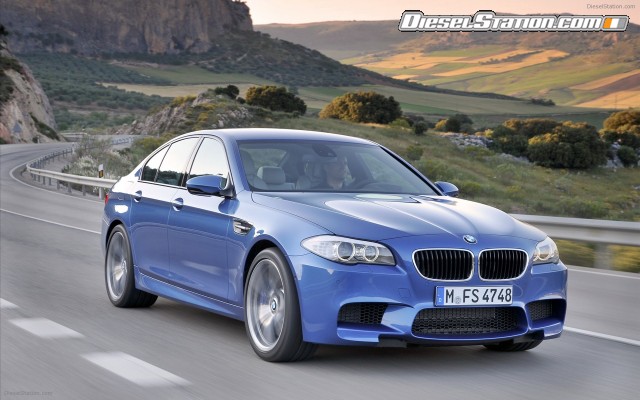 BMW M5 Saloon 2012 Widescreen Picture #84 BMW M5 Saloon 2012 Widescreen Picture #84