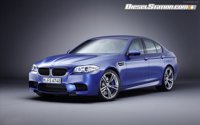 BMW M5 Saloon 2012 Widescreen Picture #75 BMW M5 Saloon 2012 Widescreen Picture #75