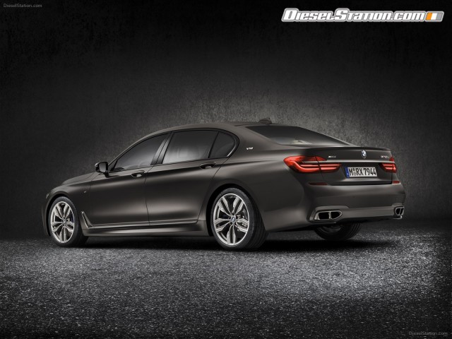 BMW M760Li xDrive 2017 Picture #0 BMW M760Li xDrive 2017 Picture #0