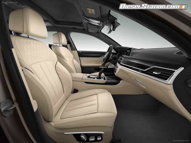 BMW M760Li xDrive 2017 Picture #17 BMW M760Li xDrive 2017 Picture #17