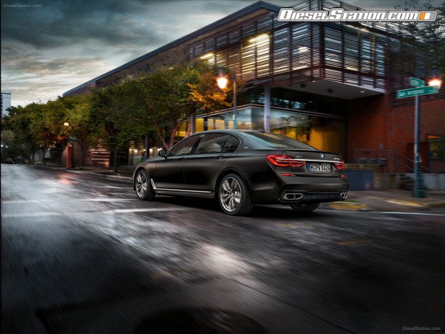 BMW M760Li xDrive 2017 Picture #13 BMW M760Li xDrive 2017 Picture #13