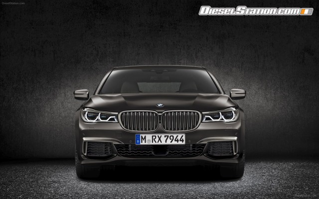 BMW M760Li xDrive 2017 Widescreen Picture #26 BMW M760Li xDrive 2017 Widescreen Picture #26