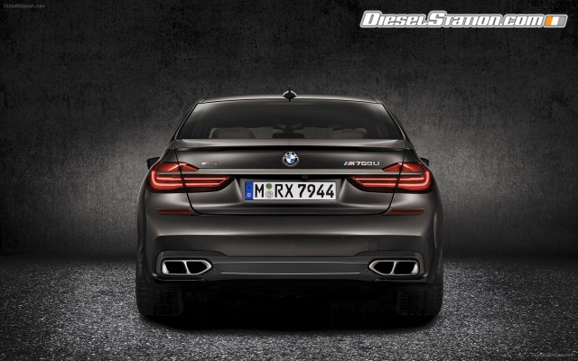 BMW M760Li xDrive 2017 Widescreen Picture #22 BMW M760Li xDrive 2017 Widescreen Picture #22