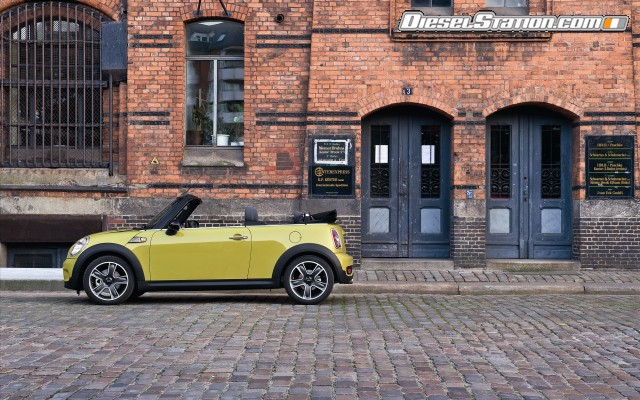 BMW Mini Convertible Widescreen Picture #10 BMW Mini Convertible Widescreen Picture #10