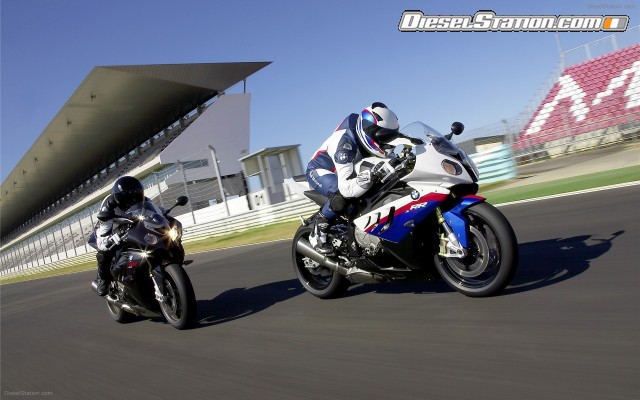 BMW New S 1000 RR Widescreen Picture #35 BMW New S 1000 RR Widescreen Picture #35