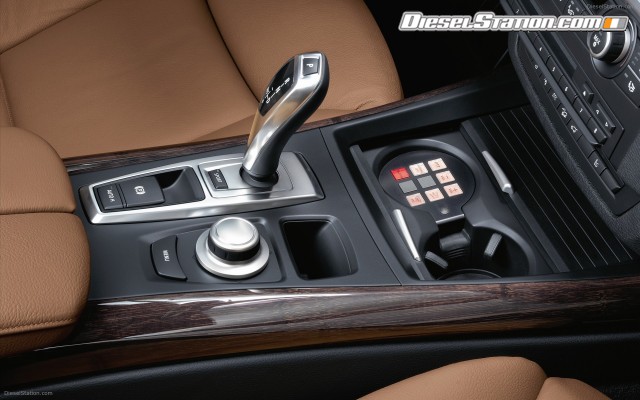 BMW New X5 Security Widescreen Picture #4 BMW New X5 Security Widescreen Picture #4