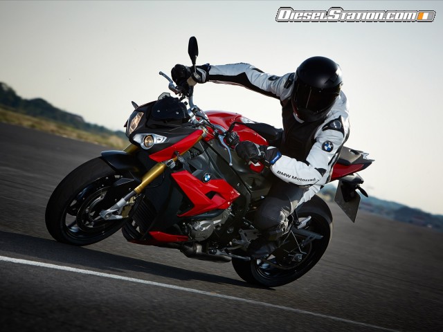 BMW S 1000 R 2014 Picture #20 BMW S 1000 R 2014 Picture #20