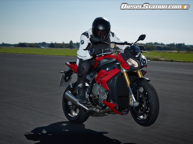 BMW S 1000 R 2014 Picture #1 BMW S 1000 R 2014 Picture #1