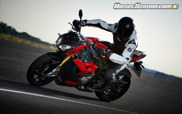 BMW S 1000 R 2014 Widescreen Picture #31 BMW S 1000 R 2014 Widescreen Picture #31