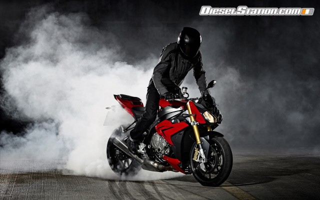 BMW S 1000 R 2014 Widescreen Picture #38 BMW S 1000 R 2014 Widescreen Picture #38