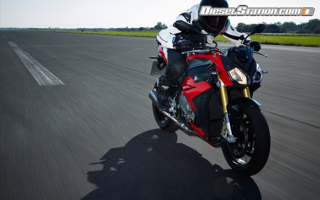 BMW S 1000 R 2014 Widescreen Picture #45 BMW S 1000 R 2014 Widescreen Picture #45