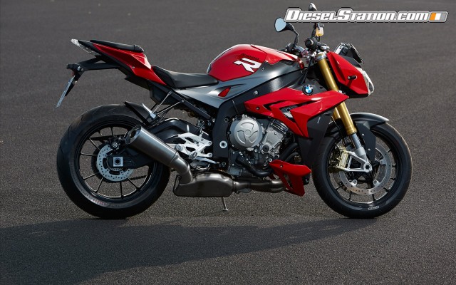 BMW S 1000 R 2014 Widescreen Picture #2 BMW S 1000 R 2014 Widescreen Picture #2