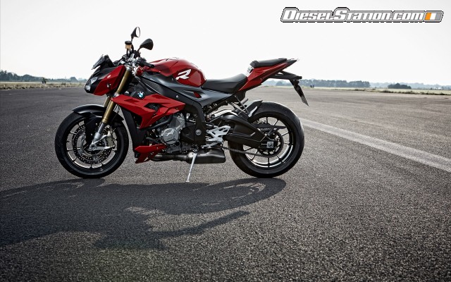 BMW S 1000 R 2014 Widescreen Picture #18 BMW S 1000 R 2014 Widescreen Picture #18
