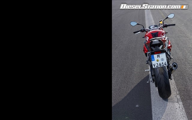 BMW S 1000 R 2014 Widescreen Picture #23 BMW S 1000 R 2014 Widescreen Picture #23