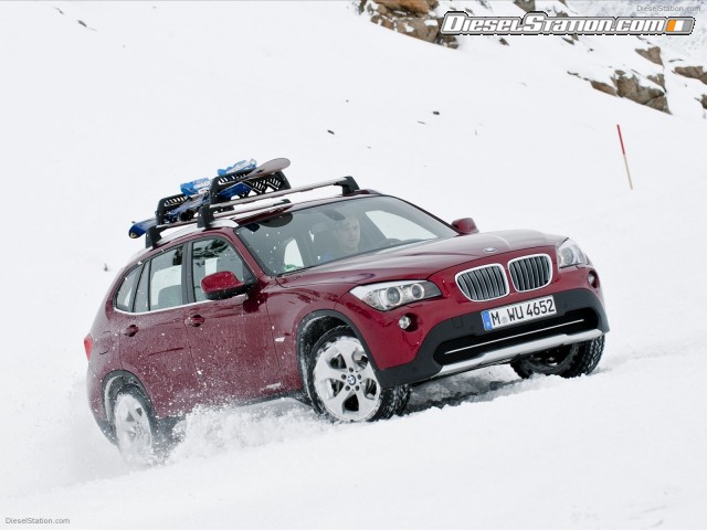 BMW X1 xDrive28i 2011 Picture #3 BMW X1 xDrive28i 2011 Picture #3