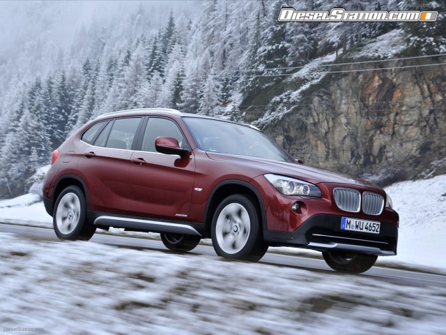 BMW X1 xDrive28i 2011 Picture #4 BMW X1 xDrive28i 2011 Picture #4