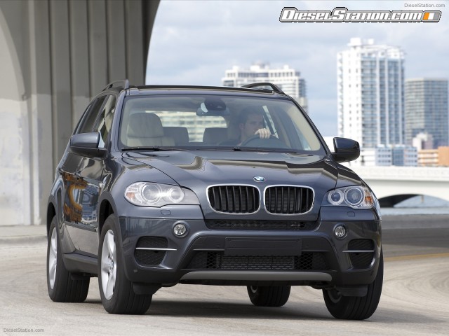 BMW X5 2011 Picture #3 BMW X5 2011 Picture #3