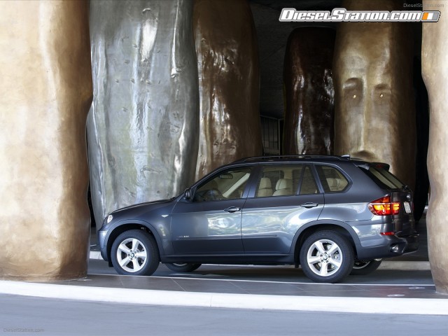 BMW X5 2011 Picture #33 BMW X5 2011 Picture #33