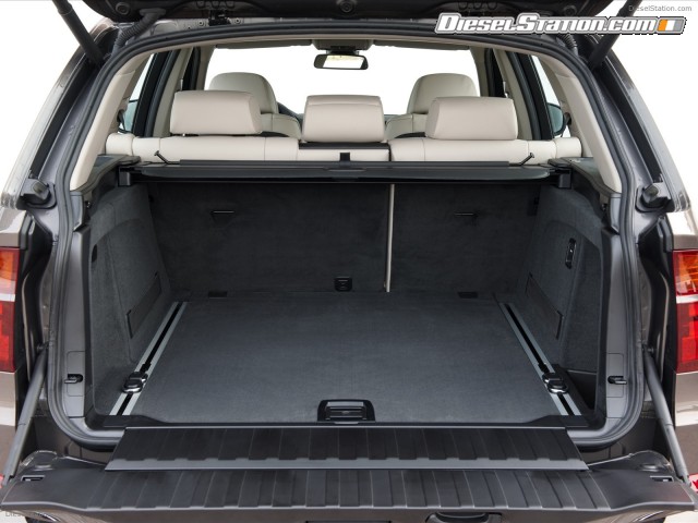 BMW X5 2011 Picture #16 BMW X5 2011 Picture #16