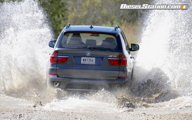 BMW X5 2011 Widescreen Picture #35 BMW X5 2011 Widescreen Picture #35
