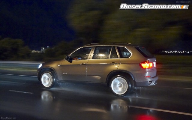 BMW X5 2011 Widescreen Picture #2 BMW X5 2011 Widescreen Picture #2
