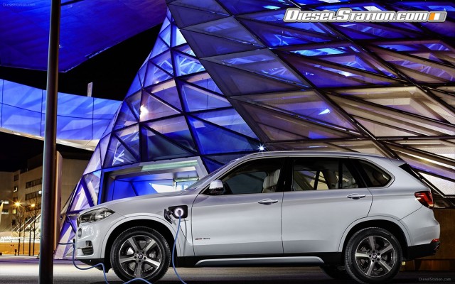 BMW X5 xDrive40e 2016 Widescreen Picture #48 BMW X5 xDrive40e 2016 Widescreen Picture #48