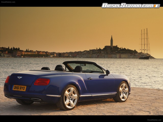 Bentley Continental GTC W12 Picture #11 Bentley Continental GTC W12 Picture #11