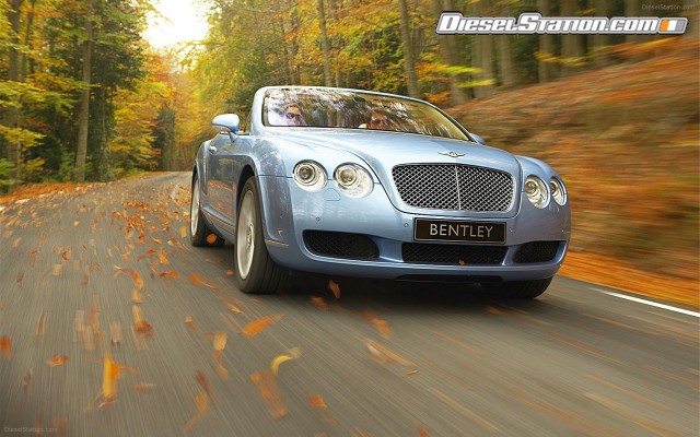 Bentley Continental GTC Widescreen Picture #7 Bentley Continental GTC Widescreen Picture #7