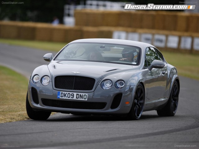 Bentley Derek Bell runs the Continental Supersports at Goodwood Picture #3 Bentley Derek Bell runs the Continental Supersports at Goodwood Picture #3