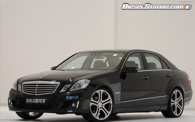 Brabus 2010 Mercedes Benz E Class Widescreen Picture #2 Brabus 2010 Mercedes Benz E Class Widescreen Picture #2