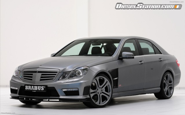 Brabus Mercedes E 63 AMG 2011 Widescreen Picture #4 Brabus Mercedes E 63 AMG 2011 Widescreen Picture #4