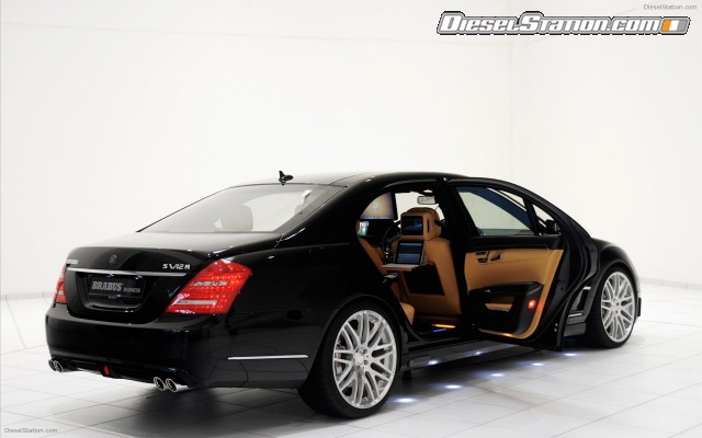 Brabus iBusiness 2010 Widescreen Picture #5 Brabus iBusiness 2010 Widescreen Picture #5