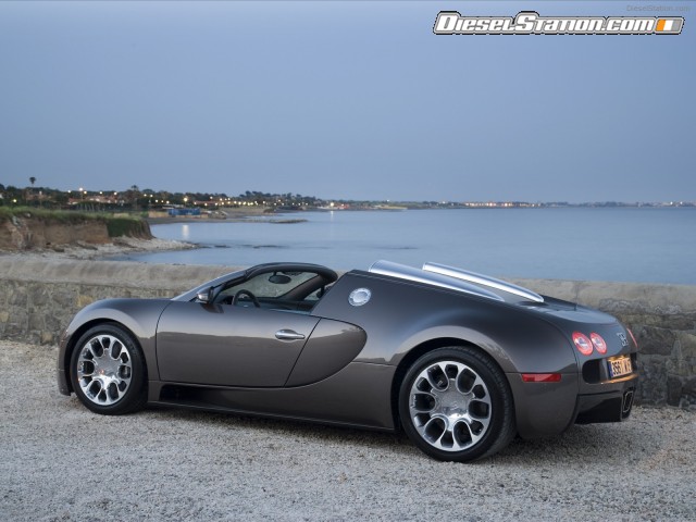 Bugatti 2010 Veyron 16 4 Grand Sport in Rome Picture #14 Bugatti 2010 Veyron 16 4 Grand Sport in Rome Picture #14