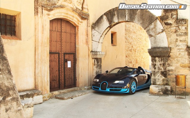 Bugatti Veyron 16 4 Grand Sport Vitesse 2013 Widescreen Picture #2 Bugatti Veyron 16 4 Grand Sport Vitesse 2013 Widescreen Picture #2