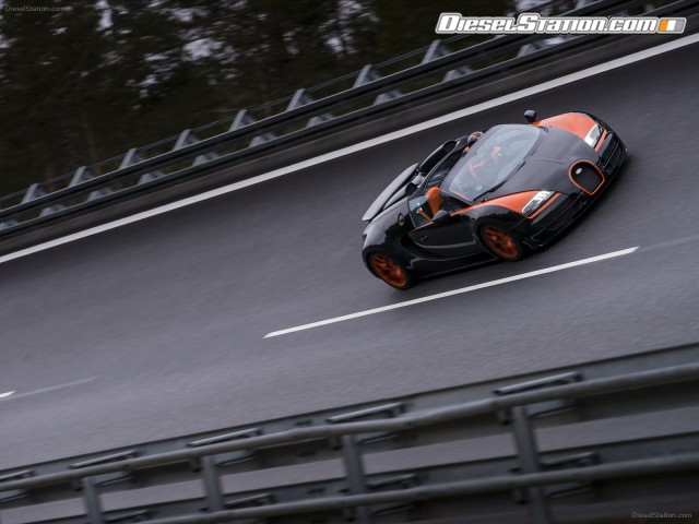 Bugatti Veyron 16 4 Grand Sport Vitesse sets world speed record 2013 Picture #3 Bugatti Veyron 16 4 Grand Sport Vitesse sets world speed record 2013 Picture #3