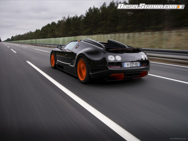 Bugatti Veyron 16 4 Grand Sport Vitesse sets world speed record 2013 Picture #9 Bugatti Veyron 16 4 Grand Sport Vitesse sets world speed record 2013 Picture #9