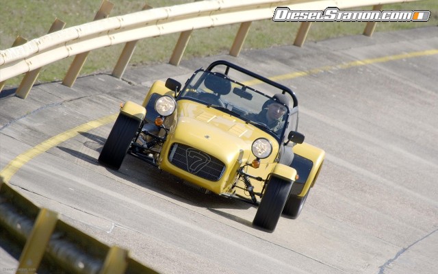 Caterham CSR 175 EU4 debut Widescreen Picture #0 Caterham CSR 175 EU4 debut Widescreen Picture #0