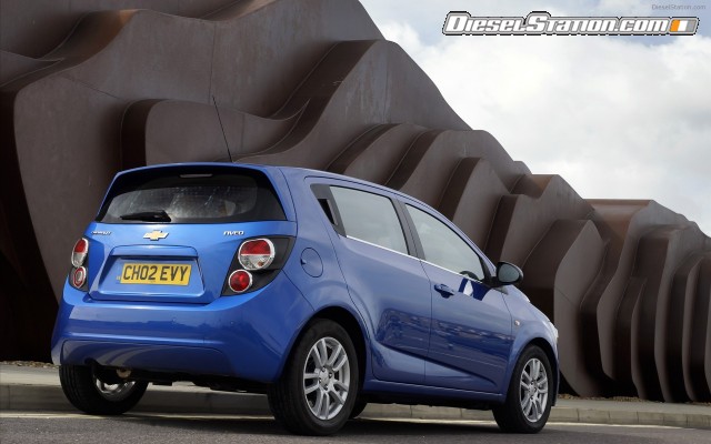 Chevrolet Aveo 2012 Widescreen Picture #18 Chevrolet Aveo 2012 Widescreen Picture #18