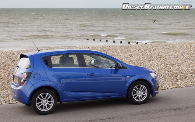 Chevrolet Aveo 2012 Widescreen Picture #34 Chevrolet Aveo 2012 Widescreen Picture #34