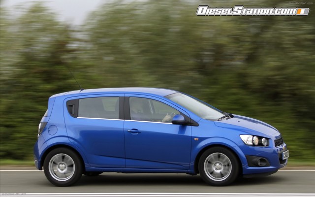 Chevrolet Aveo 2012 Widescreen Picture #32 Chevrolet Aveo 2012 Widescreen Picture #32