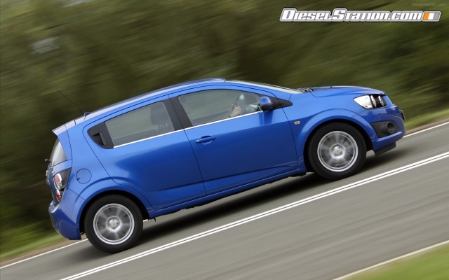 Chevrolet Aveo 2012 Widescreen Picture #12 Chevrolet Aveo 2012 Widescreen Picture #12