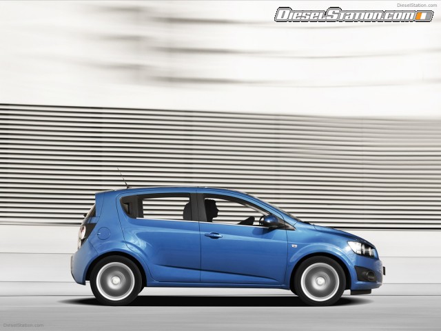 Chevrolet Aveo HB5 2012 Picture #4 Chevrolet Aveo HB5 2012 Picture #4