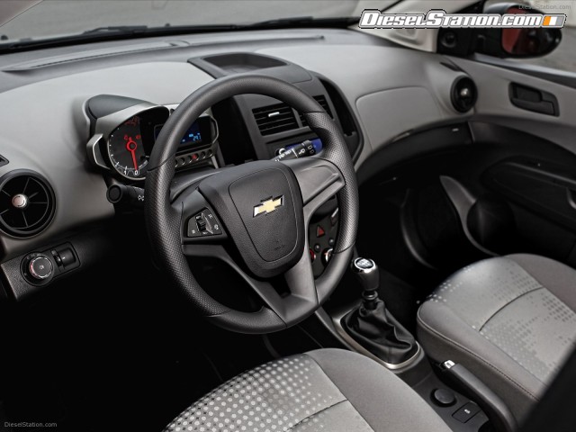 Chevrolet Aveo HB5 2012 Picture #25 Chevrolet Aveo HB5 2012 Picture #25