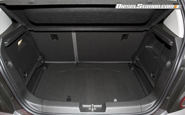 Chevrolet Aveo HB5 2012 Widescreen Picture #49 Chevrolet Aveo HB5 2012 Widescreen Picture #49