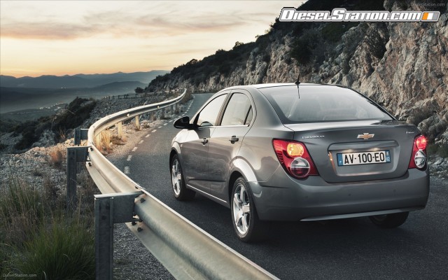 Chevrolet Aveo sedan 2011 Widescreen Picture #5 Chevrolet Aveo sedan 2011 Widescreen Picture #5