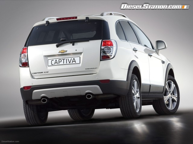 Chevrolet Captiva LTZ 2011 Picture #6 Chevrolet Captiva LTZ 2011 Picture #6