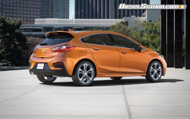 Chevrolet Cruze Hatchback 2017 Widescreen Picture #3 Chevrolet Cruze Hatchback 2017 Widescreen Picture #3