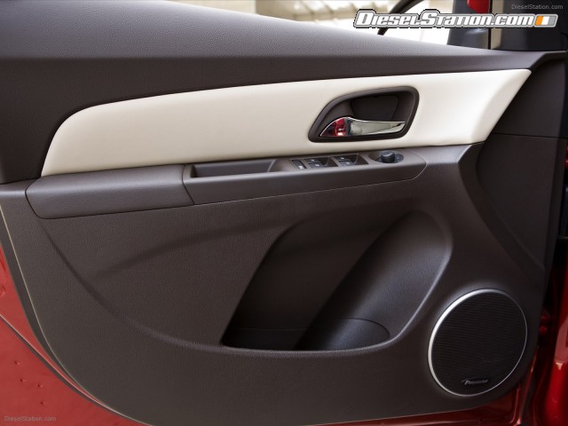 Chevrolet Cruze LTZ 2012 Picture #8 Chevrolet Cruze LTZ 2012 Picture #8